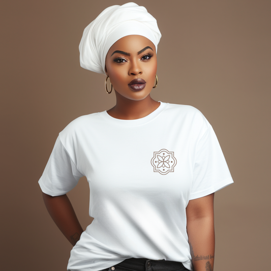 Signature Tee - small logo - White
